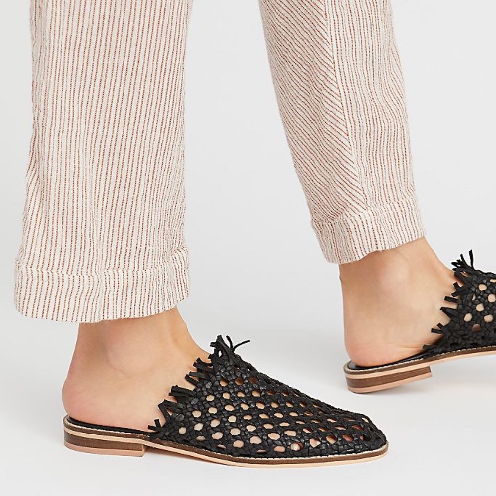 Free People Mirage Woven Flat in Black